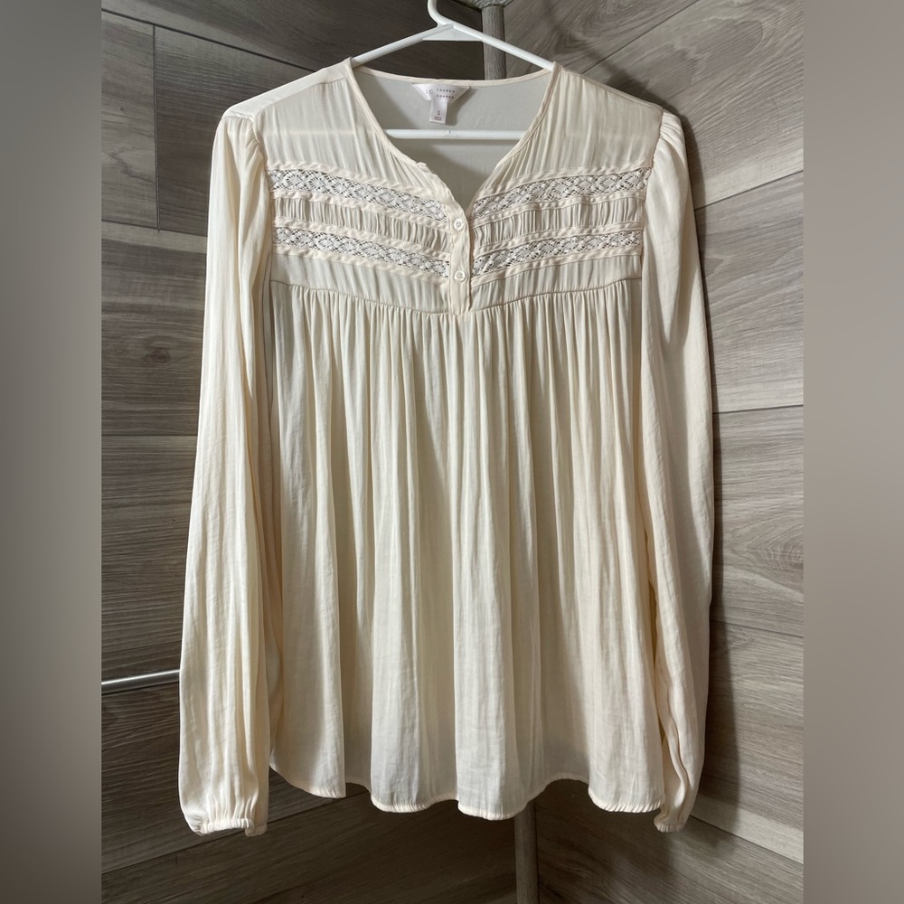 Women’s blouse
